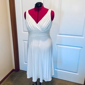 Suzi Chin white/cream formal dress